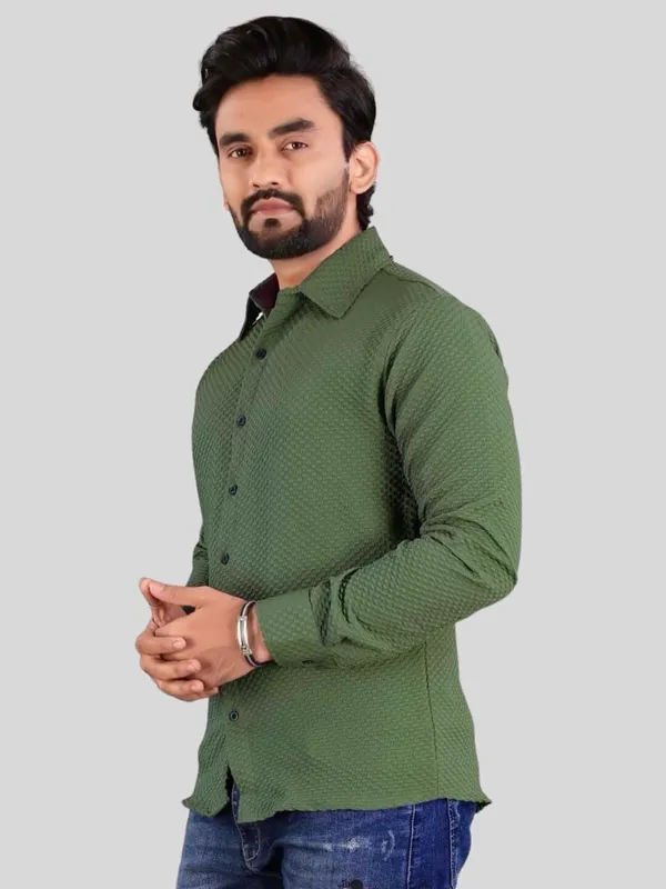 Men_Solid_Casual_Green_Shirt