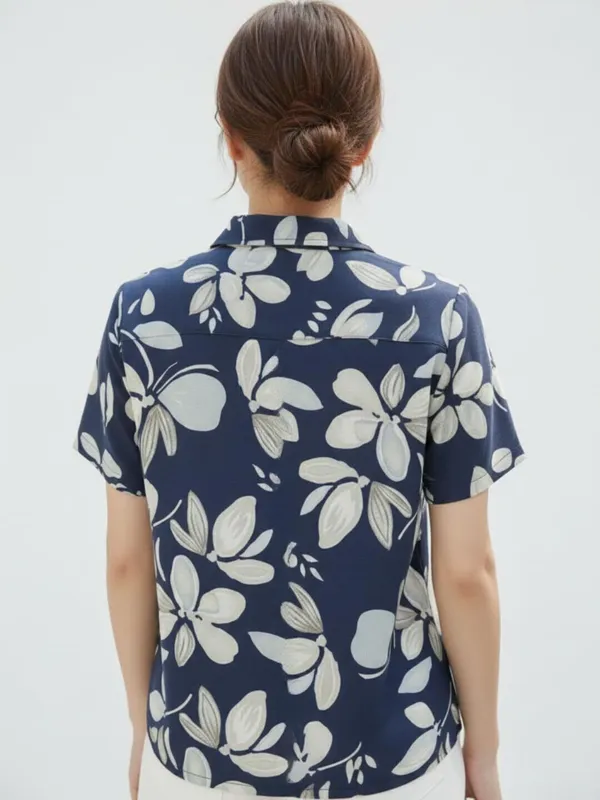 Women_Floral_Print_Beach_Wear_Blue_Shirt
