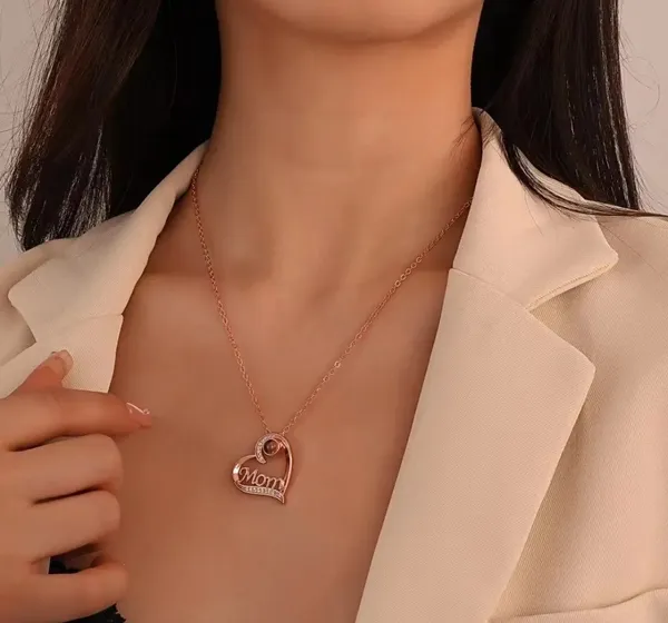 Rose_Gold_Mom_Heart_Crystal_Pendant_Necklace