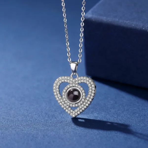 Silver_Heart_Pendant_Necklace_With_Crystals