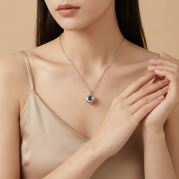 Silver_Round_Pendant_Necklace_With_Dark_Stone_For_Women