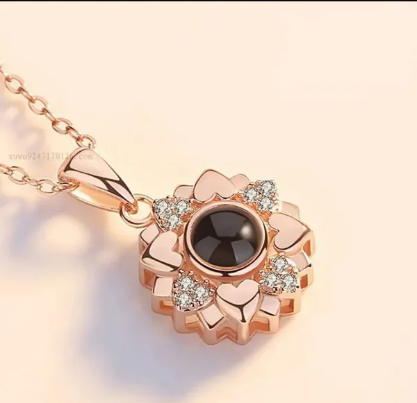 Rose_Gold_Floral_Black_Stone_Crystal_Pendant_Necklace_For_Women