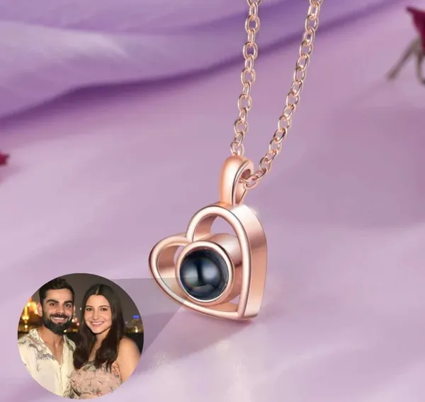 Rose_Gold_Black_Heart_Pendant_Necklace_For_Women