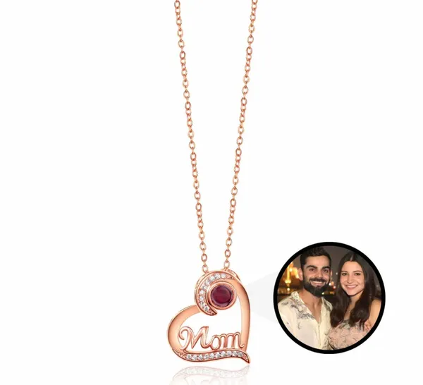 Rose_Gold_Mom_Heart_Projection_Necklace_With_Photo_Insert