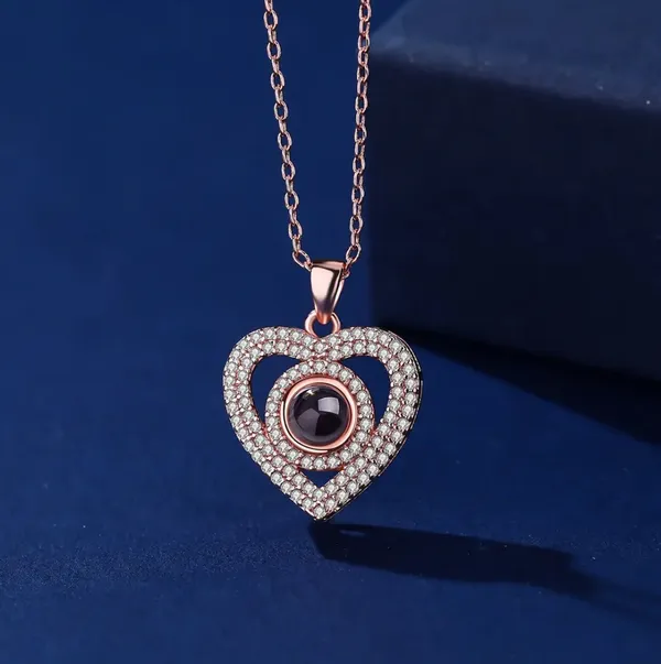 Rose_Gold_Heart_Projection_Pendant_Necklace_Set