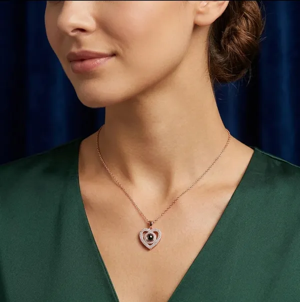 Rose_Gold_Heart_Projection_Pendant_Necklace_Set