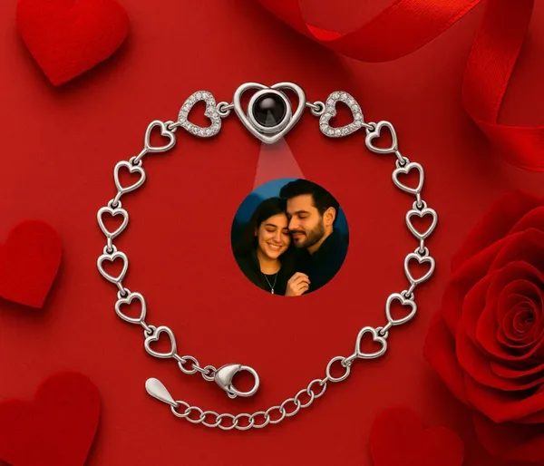 Silver_Heart_Chain_Bracelet_With_Black_Pearl_Centerpiece