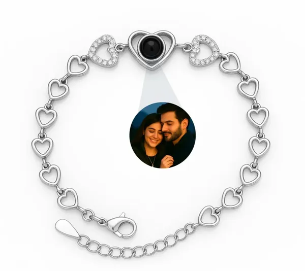 Silver_Heart_Chain_Bracelet_With_Black_Pearl_Centerpiece