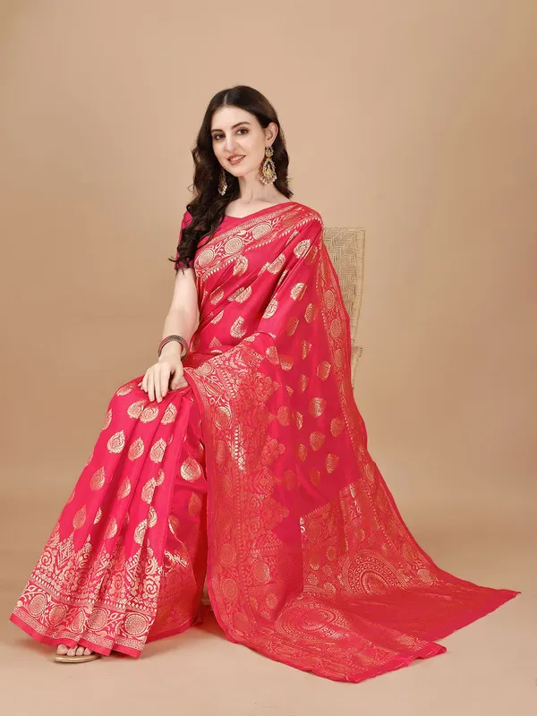 Leelavati_Self_Design_Kanjivaram_Pure_Silk_Jacquard_Saree_Red