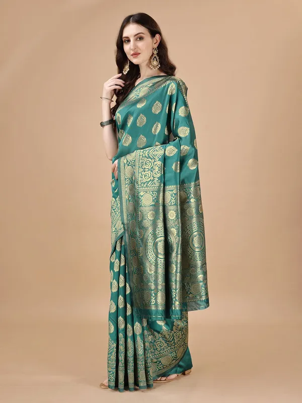 Leelavati_Woven_Self_Design_Kanjivaram_Pure_Silk_Jacquard_Saree_Light_Green