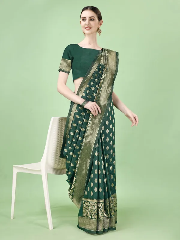 Leelavati_Woven_Kanjivaram_Pure_Silk_Jacquard_Saree_Dark_Green