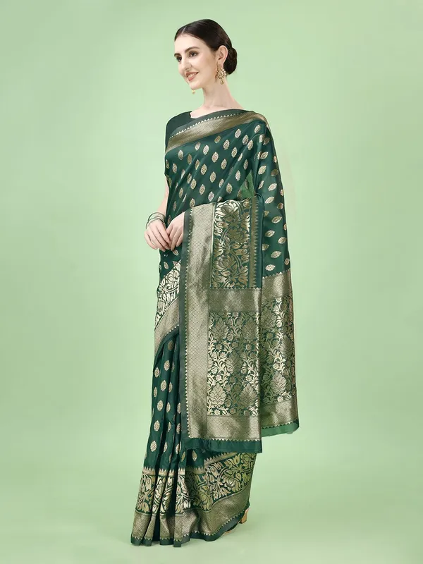 Leelavati_Woven_Kanjivaram_Pure_Silk_Jacquard_Saree_Dark_Green