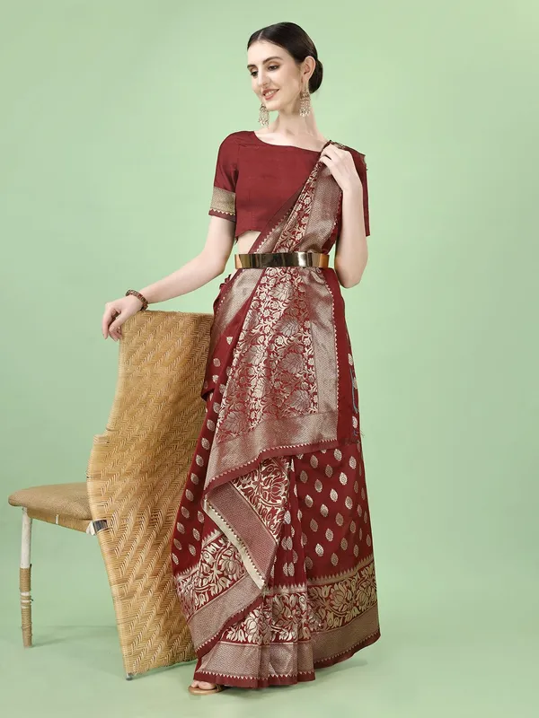 Leelavati_Woven_Self_Design_Kanjivaram_Pure_Silk_Jacquard_Saree_Red
