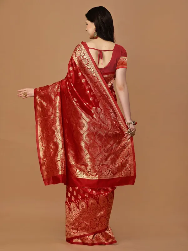 Leelavati_Woven_Self_Design_Kanjivaram_Pure_Silk_Jacquard_Saree_Red