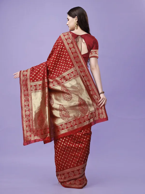 Leelavati_Self_Design_Kanjivaram_Pure_Silk_Jacquard_Saree_Red