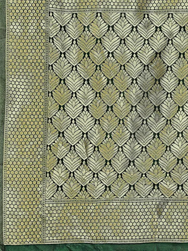Leelavati_Self_Design_Kanjivaram_Pure_Silk_Jacquard_Saree_Green