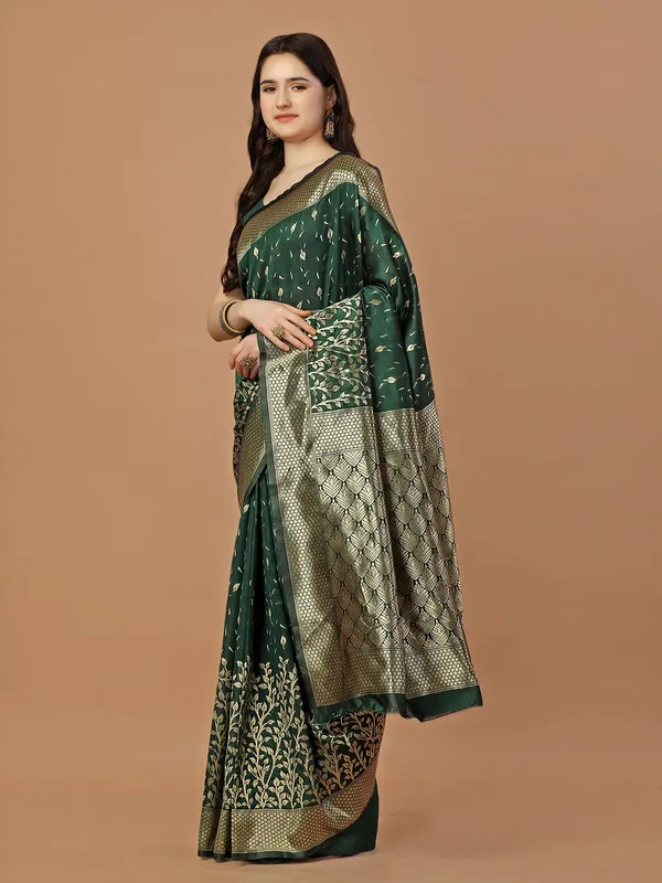 Leelavati_Self_Design_Kanjivaram_Pure_Silk_Jacquard_Saree_Green