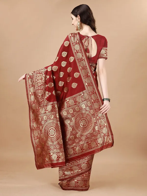 Leelavati_Woven_Self_Design_Kanjivaram_Pure_Silk_Jacquard_Saree_Red