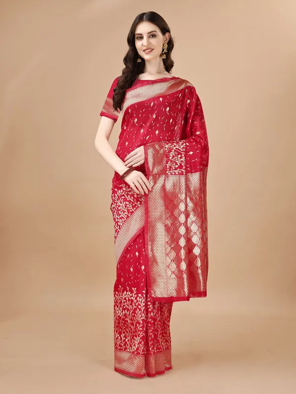 Leelavati_Woven_Kanjivaram_Pure_Silk_Jacquard_Saree_Red
