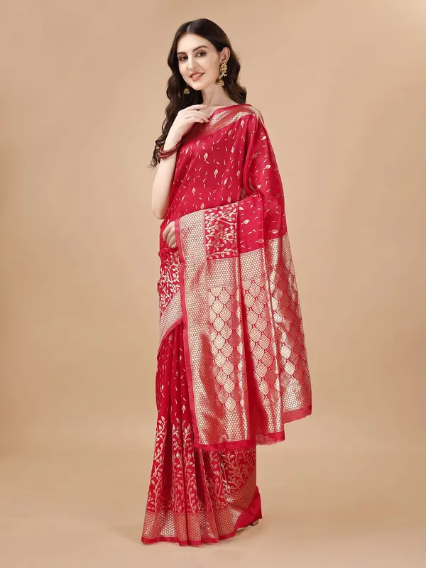 Leelavati_Woven_Kanjivaram_Pure_Silk_Jacquard_Saree_Red