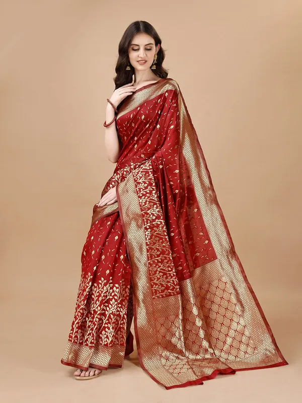 Leelavati_Woven_Self_Design_Kanjivaram_Pure_Silk_Jacquard_Saree_Red