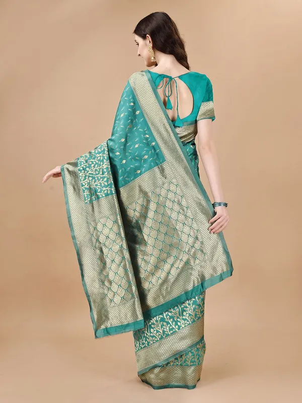 Leelavati_Woven_Kanjivaram_Pure_Silk_Jacquard_Saree_Light_Blue