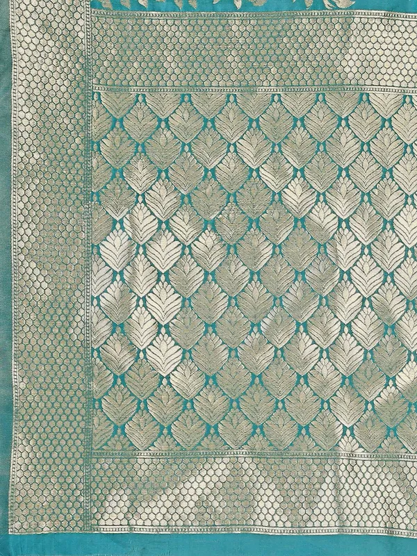 Leelavati_Woven_Kanjivaram_Pure_Silk_Jacquard_Saree_Light_Blue