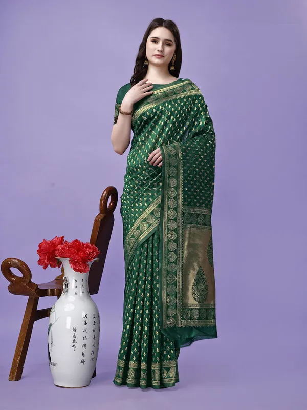 Leelavati_Woven_Kanjivaram_Pure_Silk_Jacquard_Saree_Green