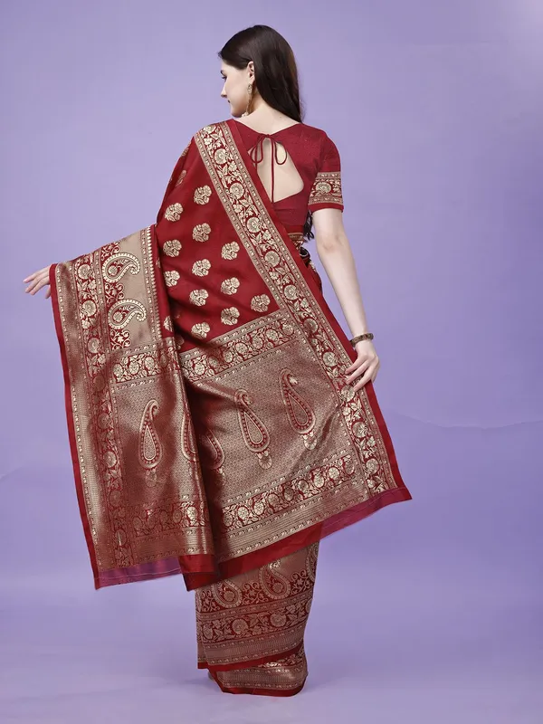 Leelavati_Woven_Kanjivaram_Pure_Silk_Jacquard_Saree_Maroon_And_Gold