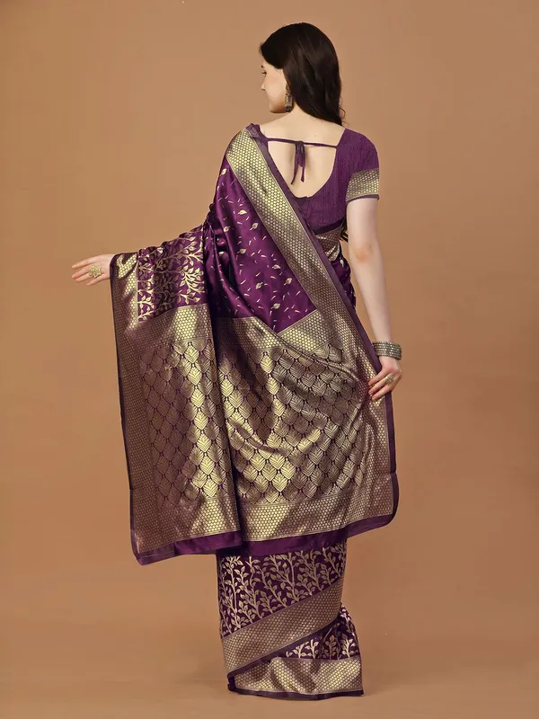 Leelavati_Woven_Kanjivaram_Pure_Silk_Jacquard_Saree_Purple