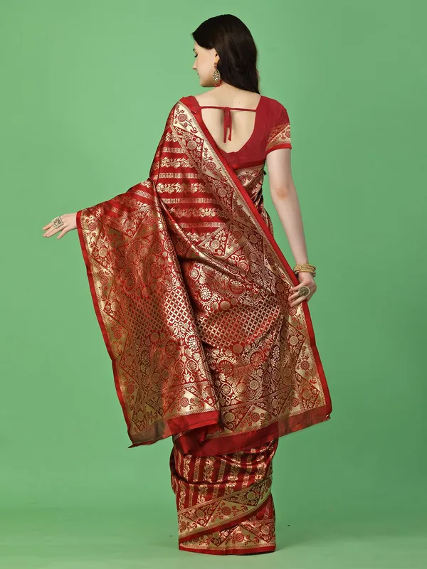 Leelavati_Woven_Kanjivaram_Pure_Silk_Jacquard_Saree_Red