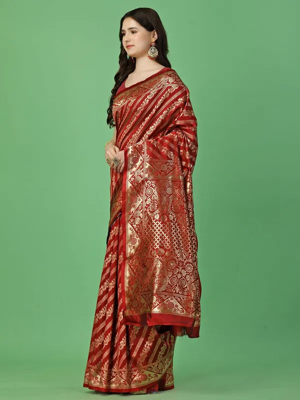 Leelavati_Woven_Kanjivaram_Pure_Silk_Jacquard_Saree_Red