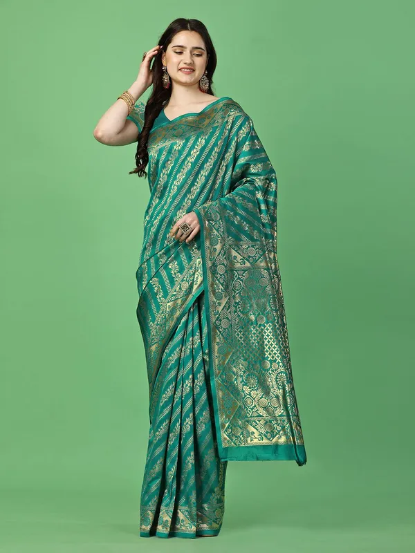 Leelavati_Self_Design_Kanjivaram_Pure_Silk_Jacquard_Saree_Light_Green