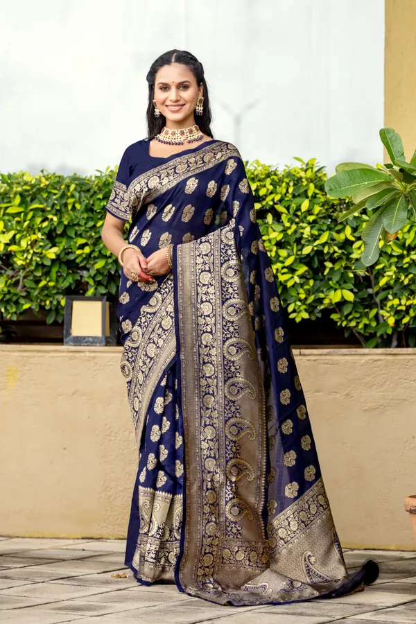 Leelavati_Woven_Kanjivaram_Pure_Silk_Jacquard_Saree_Dark_Blue_Blue_Silver