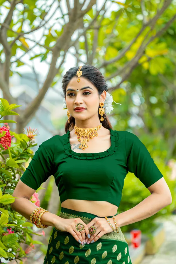 Leelavati_Woven_Self_Design_Kanjivaram_Pure_Silk_Jacquard_Saree_Green