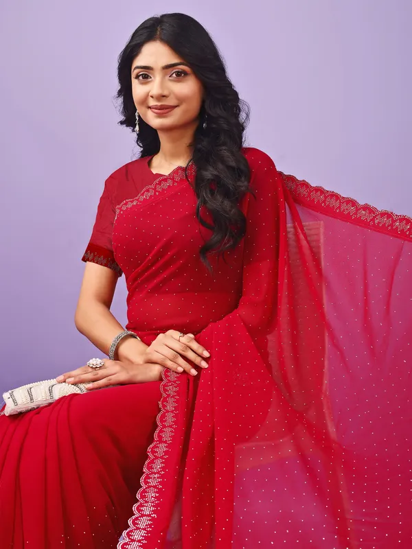 Leelavati_Embellished_Bollywood_Chiffon_Saree_Red