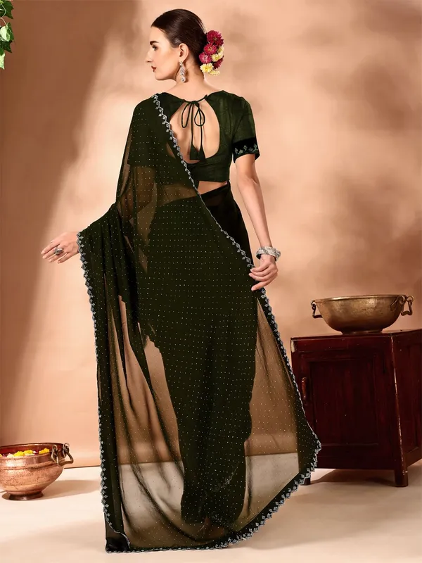 Leelavati_Embellished_Bollywood_Chiffon_Saree_Green