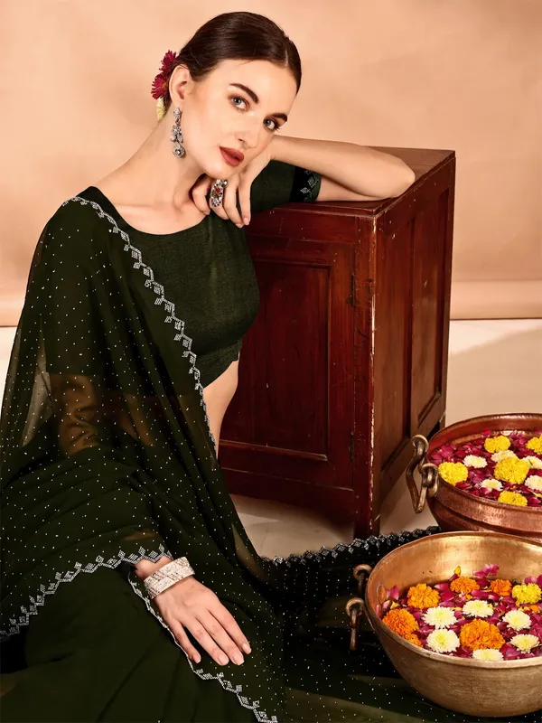 Leelavati_Embellished_Bollywood_Chiffon_Saree_Green
