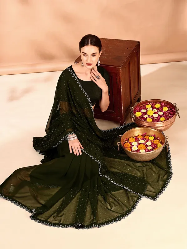 Leelavati_Embellished_Bollywood_Chiffon_Saree_Green