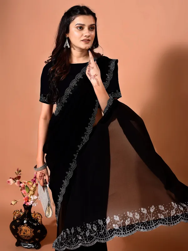 Leelavati_Embellished_Bollywood_Chiffon_Saree_Black