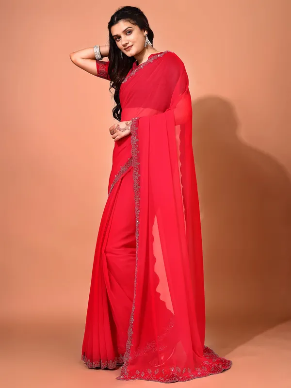 Leelavati_Embellished_Bollywood_Chiffon_Saree_Red