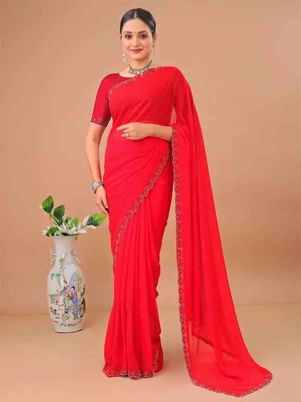 Leelavati_Embellished_Bollywood_Chiffon_Saree_Red