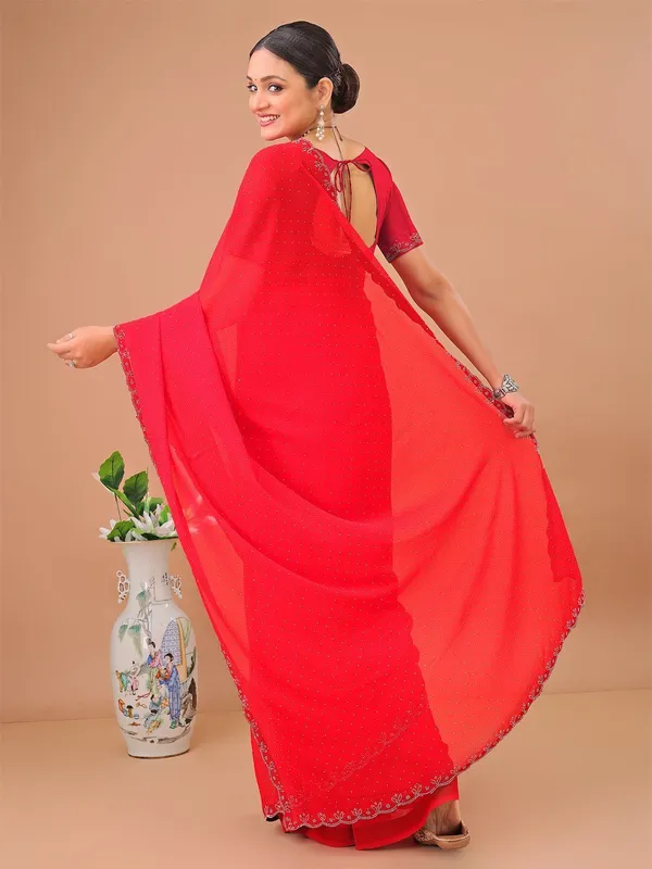 Leelavati_Embellished_Bollywood_Chiffon_Saree_Red