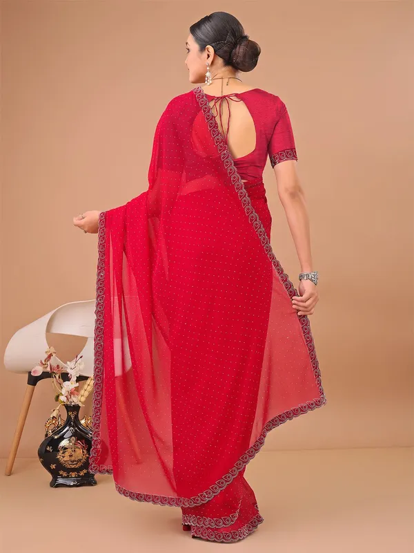 Leelavati_Embellished_Bollywood_Chiffon_Saree_Red