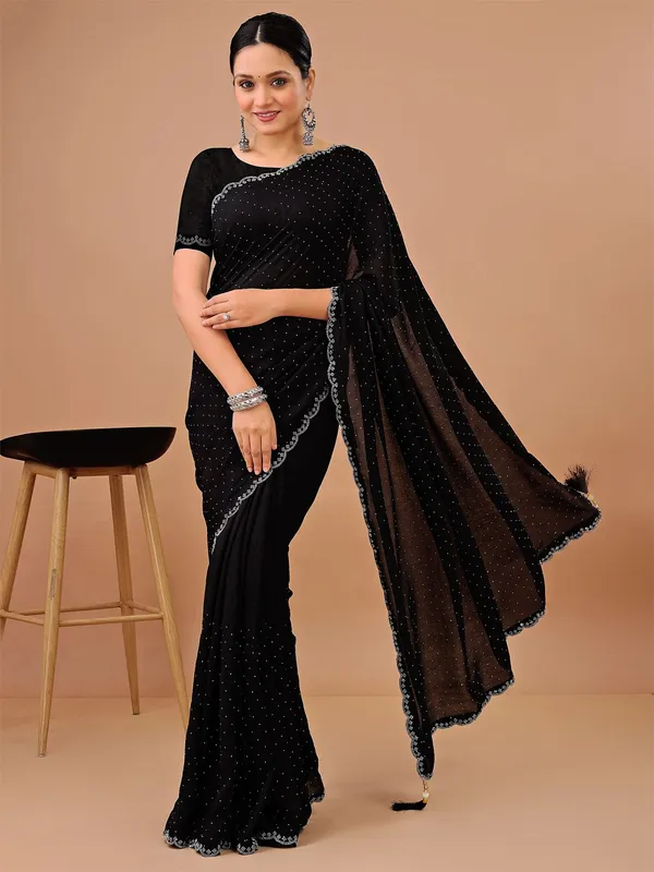 Leelavati_Embellished_Banarasi_Organza_Saree_Black