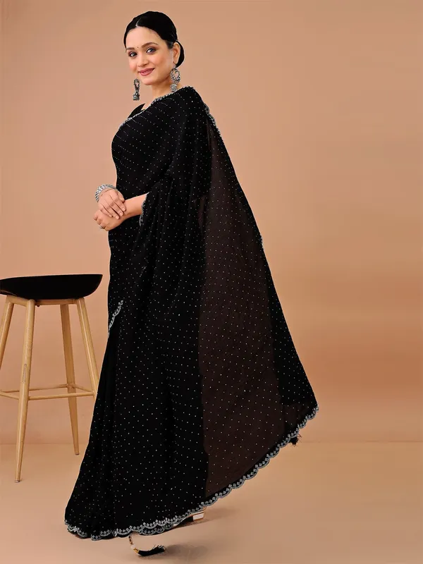 Leelavati_Embellished_Banarasi_Organza_Saree_Black