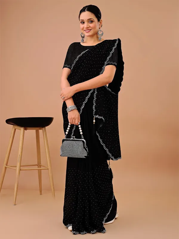 Leelavati_Embellished_Banarasi_Organza_Saree_Black