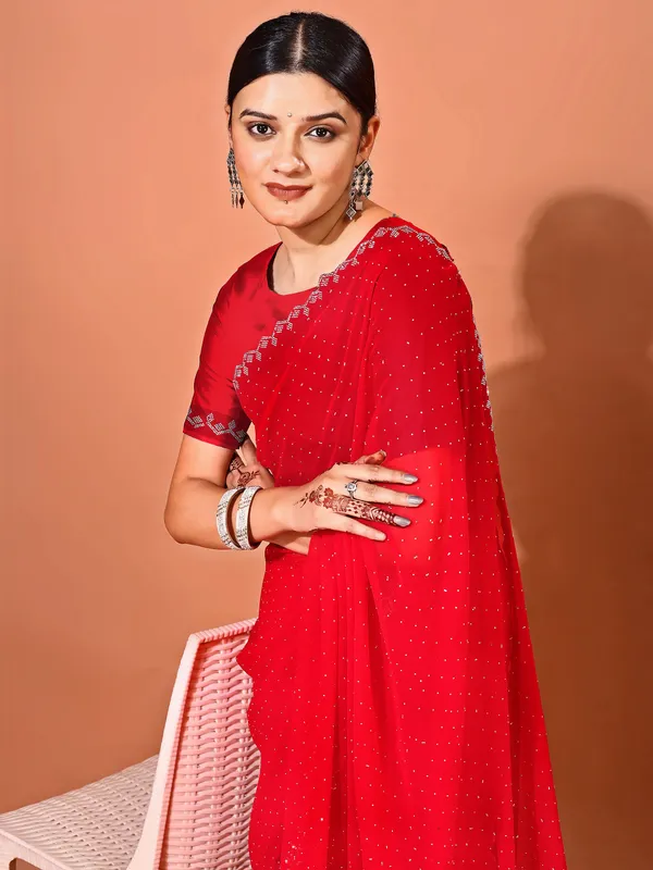 Leelavati_Embellished_Bollywood_Chiffon_Saree_Red