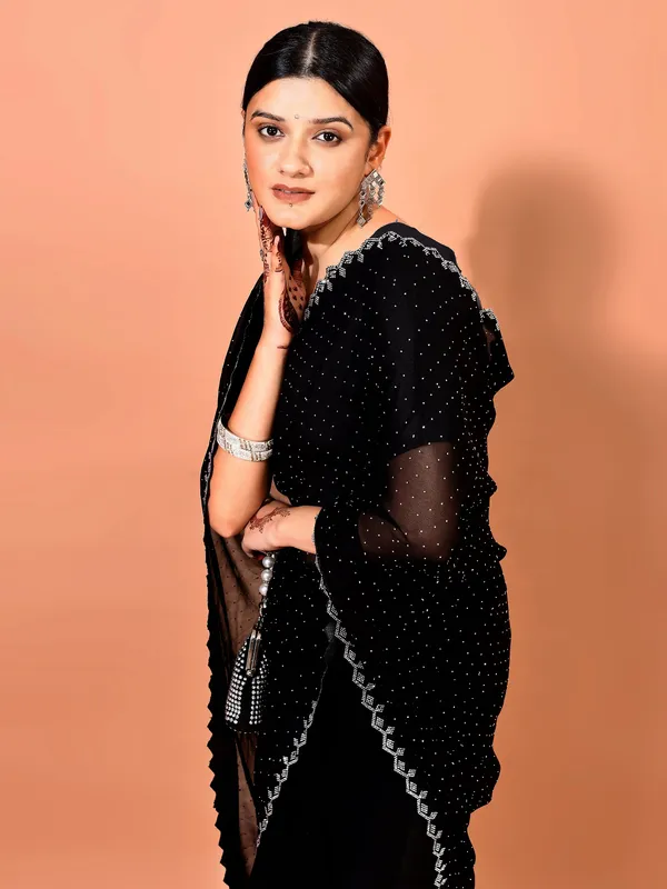 Leelavati_Embellished_Bollywood_Chiffon_Saree_Black