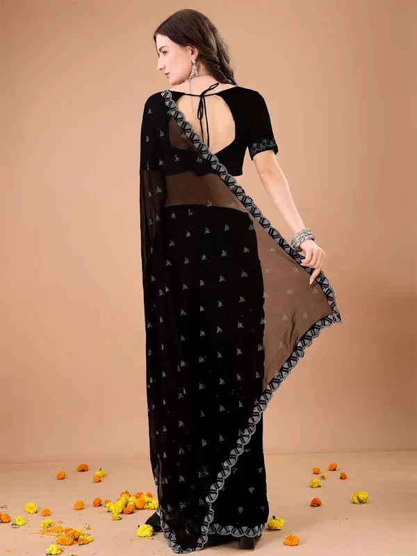Leelavati_Embroidered_Embellished_Bollywood_Georgette_Saree_Black